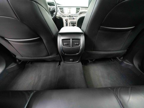 Used 2018 Buick LaCrosse Essence FWD image 22