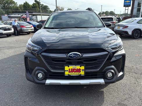 Used 2025 Subaru Outback Limited image 2