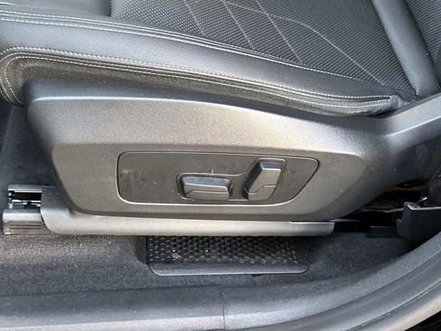 Used 2023 BMW X1 xDrive28i w/ Convenience Package image 18