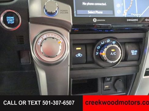 Used 2020 Toyota 4Runner SR5 Premium AWD/4WD image 51
