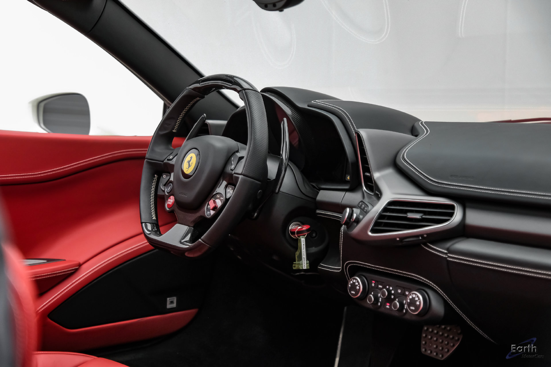 Used 2015 Ferrari 458 Spider RWD image 67