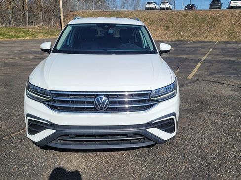 Used 2022 Volkswagen Tiguan SE AWD/4WD image 4