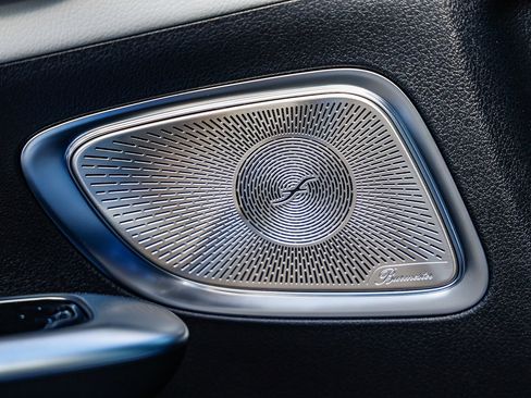 Used 2024 Mercedes-Benz C 300 Sedan image 23