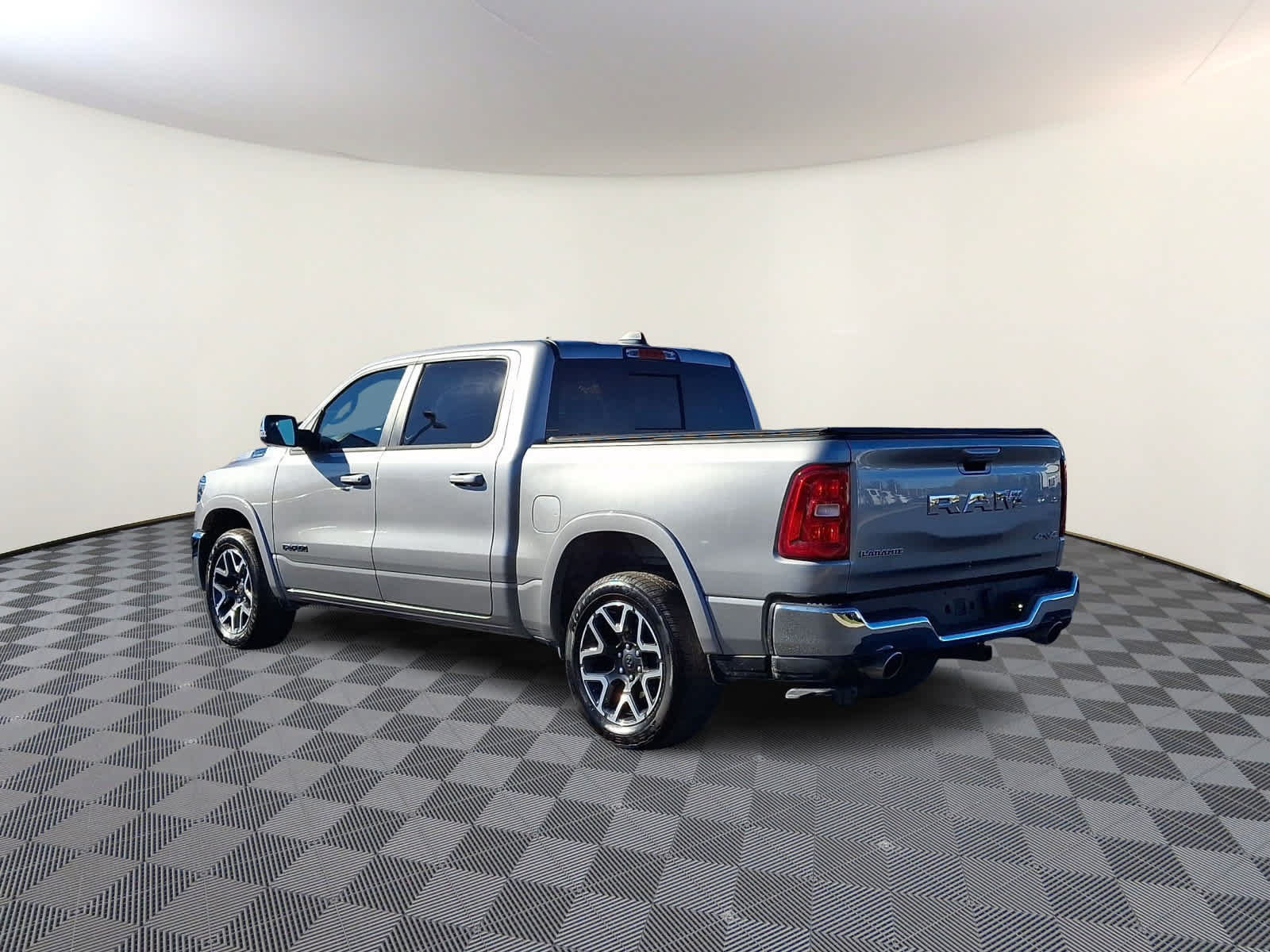 Used 2026 RAM 1500 Laramie w/ Bed Utility Group AWD/4WD image 7