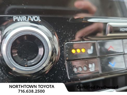 Used 2022 Toyota Highlander Platinum image 19