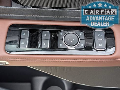 Used 2025 Lincoln Aviator Reserve AWD/4WD image 19