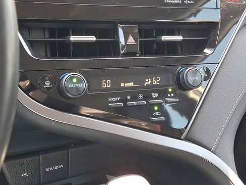 Used 2024 Toyota Camry XSE image 16