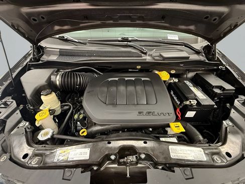 Used 2019 Dodge Grand Caravan SXT FWD image 22