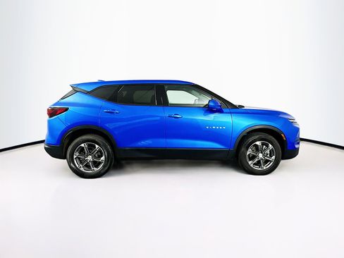 Used 2025 Chevrolet Blazer LT image 10