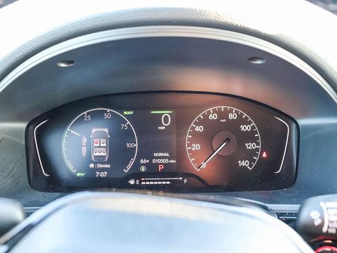 Used 2025 Honda Civic Sport image 26