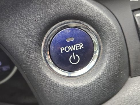 Used 2012 Lexus CT 200h Premium w/ Premium Audio Pkg FWD image 19