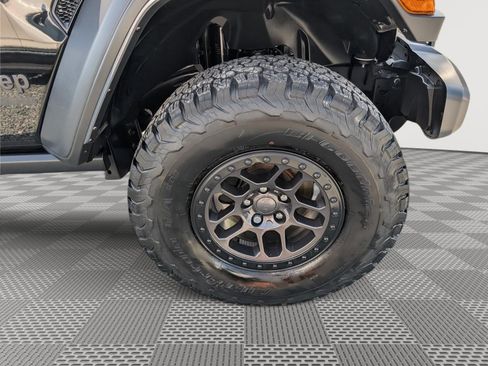 Used 2022 Jeep Wrangler Unlimited Sport AWD/4WD image 9