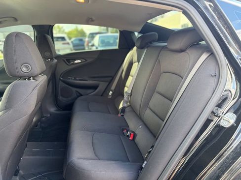 Used 2024 Chevrolet Malibu RS w/ LPO, Floor Liner Package FWD image 10