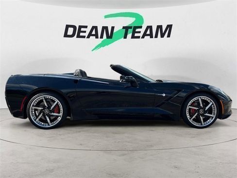 Used 2014 Chevrolet Corvette Stingray Convertible w/ 2LT Preferred Equipment Group image 9