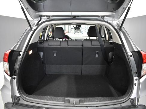 Used 2022 Honda HR-V EX image 32