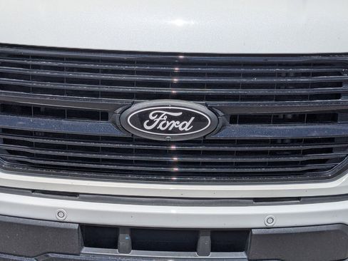 Used 2024 Ford F150 Platinum w/ Equipment Group 702A High AWD/4WD image 14