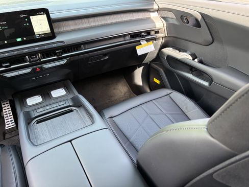 New 2027 Kia Telluride SX Prestige X-Line AWD/4WD image 14
