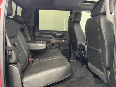 Used 2020 GMC Sierra 2500 Denali w/ Denali Ultimate Package AWD/4WD image 27