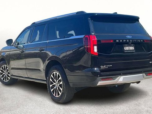 Used 2025 Ford Expedition Max Platinum image 16