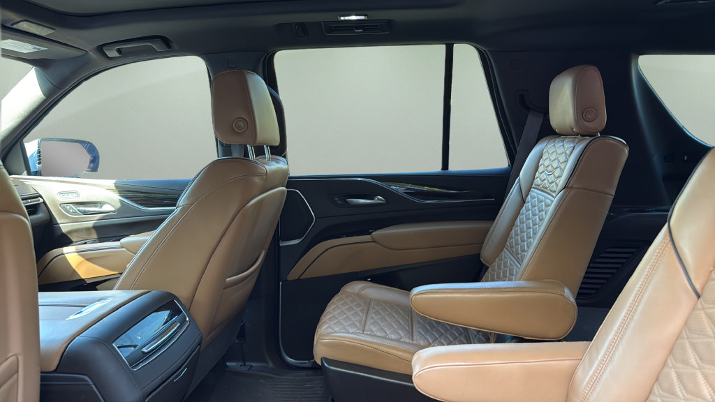 Used 2021 Cadillac Escalade Sport AWD/4WD image 24
