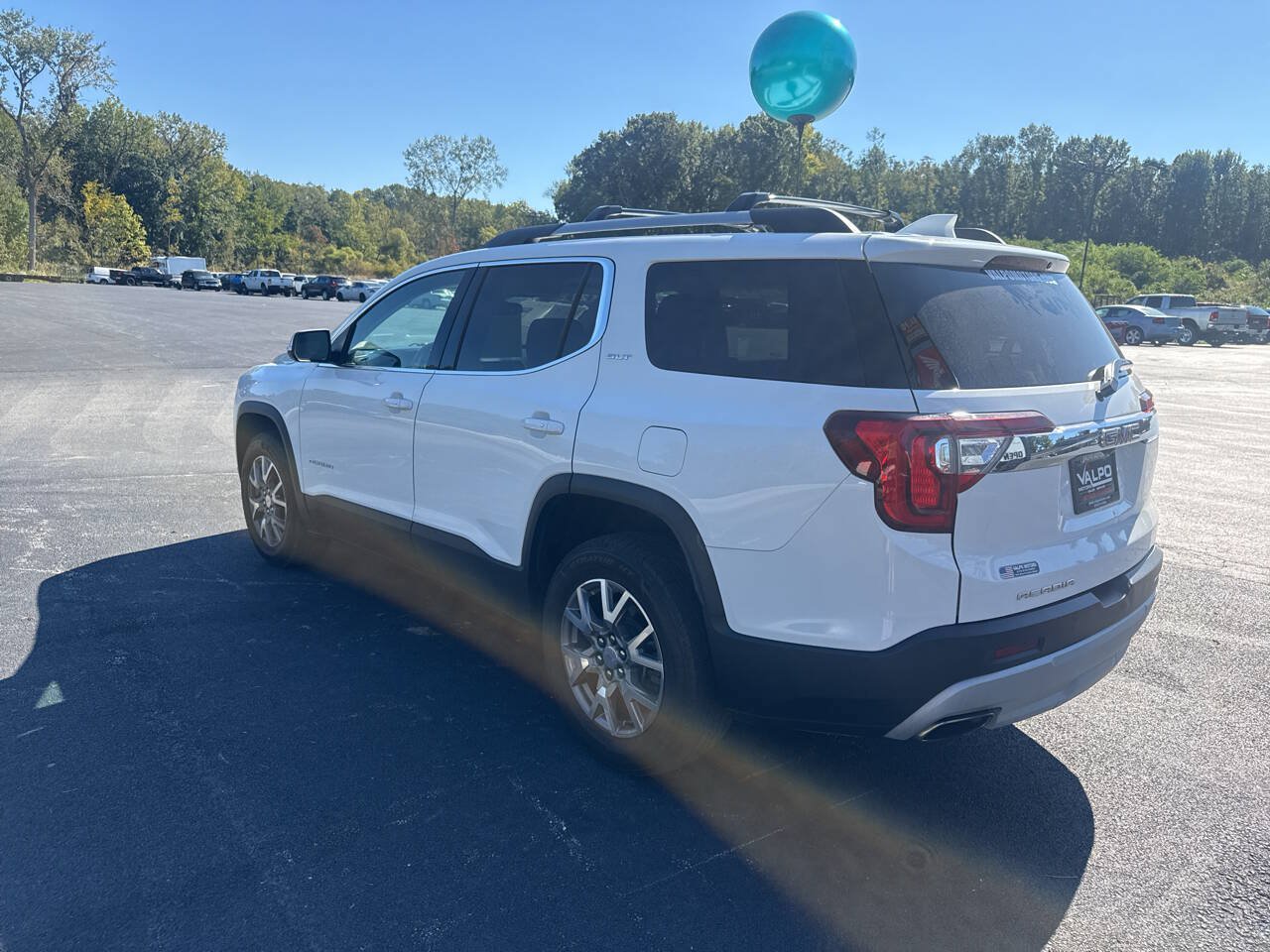 Used 2021 GMC Acadia SLT FWD image 6