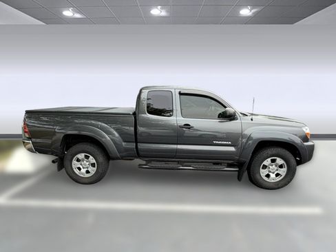 Used 2011 Toyota Tacoma 4x4 Access Cab V6 w/ SR5 Pkg #2 image 6