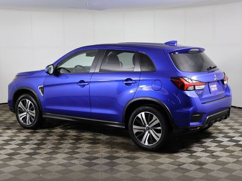 Used 2023 Mitsubishi Outlander Sport SE image 6