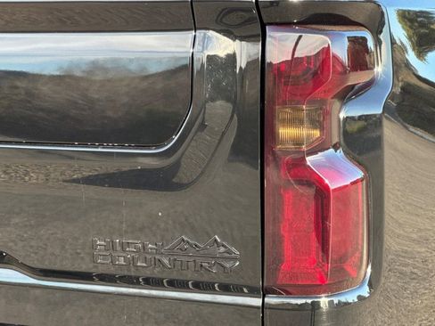 Certified 2022 Chevrolet Silverado 2500 High Country w/ Safety Package II image 34