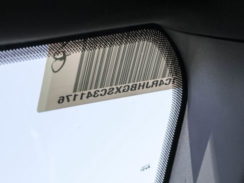 New 2025 Jeep Grand Cherokee Limited image 30