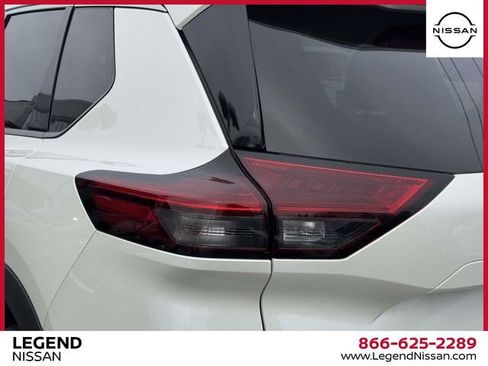 Certified 2023 Nissan Rogue SL w/ SL Premium Package image 11