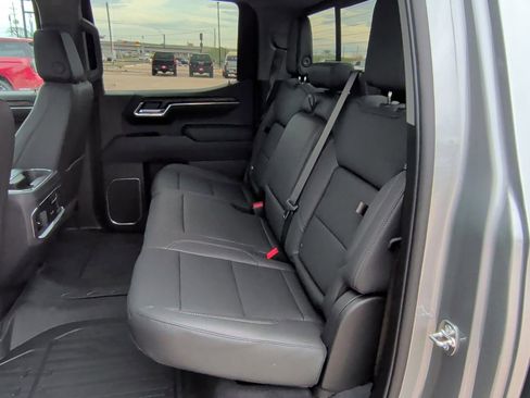 New 2026 GMC Sierra 1500 SLT image 36