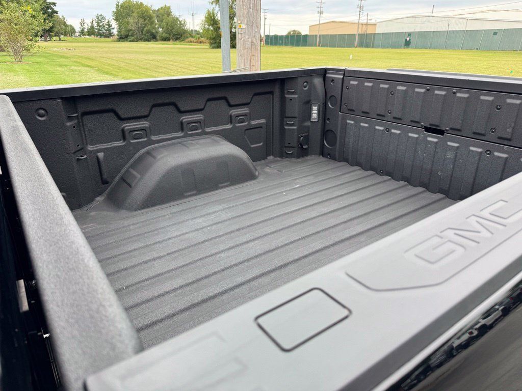 Certified 2025 GMC Sierra 1500 SLT w/ SLT Premium Plus Package AWD/4WD image 27