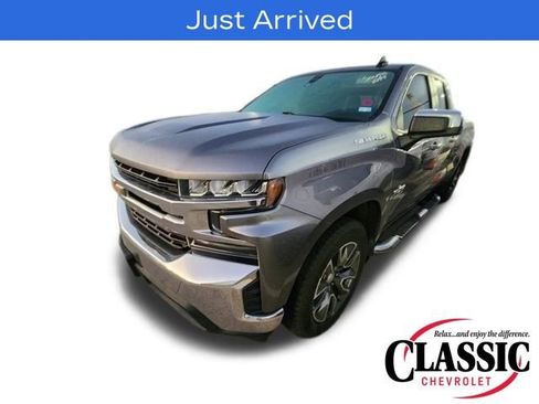 Used 2019 Chevrolet Silverado 1500 LT w/ Texas Edition image 5