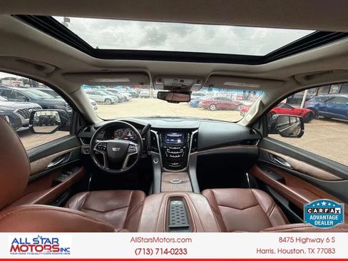 Used 2015 Cadillac Escalade Luxury AWD/4WD image 21