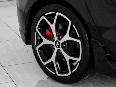 Used 2019 Hyundai Veloster N N FWD image 54