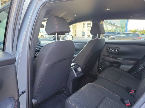 Used 2024 Honda HR-V Sport image 14
