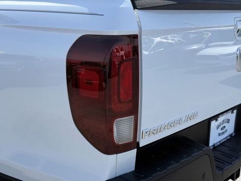 Used 2022 Honda Ridgeline RTL-E image 10