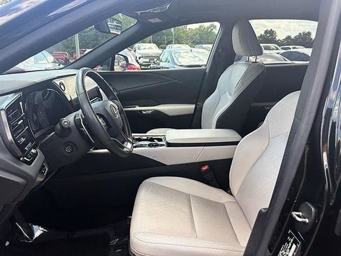 Used 2023 Lexus RX 350 Premium Plus w/ Cold Area Package FWD image 12
