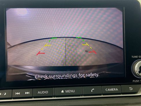 Used 2023 Nissan Rogue SV image 13