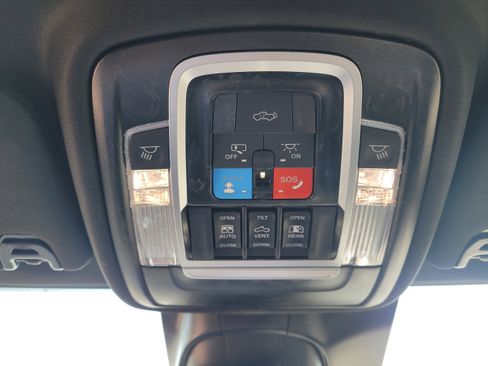 New 2025 RAM 2500 Laramie AWD/4WD image 29