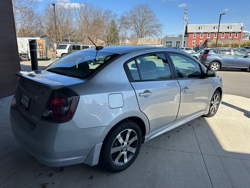 Used 2012 Nissan Sentra 2.0 SR w/ Special Edition Pkg image 7