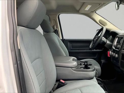 Used 2016 RAM 1500 Express image 30