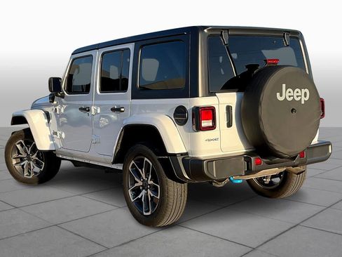 Used 2024 Jeep Wrangler Sport S w/ Convenience Group image 12