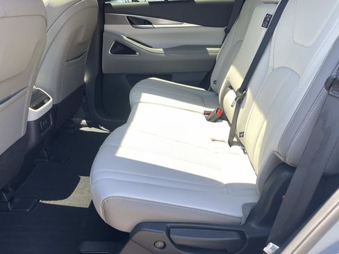 Certified 2026 INFINITI QX60 Luxe w/ Cargo Package AWD/4WD image 11