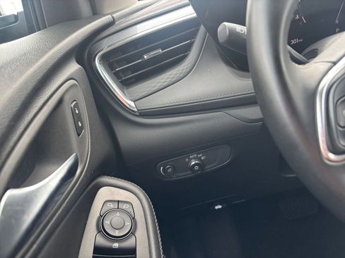 Used 2025 Buick Encore GX Preferred image 33