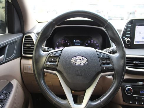Used 2020 Hyundai Tucson Ultimate w/ Cargo Package AWD/4WD image 18