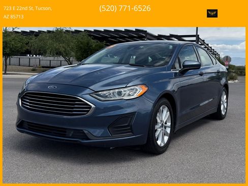 Used 2019 Ford Fusion SE FWD image 1