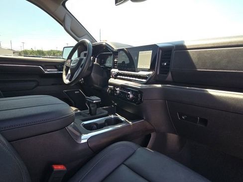 Used 2024 GMC Sierra 1500 SLT w/ SLT Premium Plus Package AWD/4WD image 23
