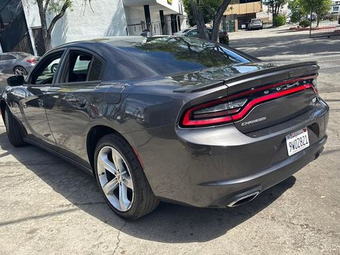 Used 2018 Dodge Charger R/T image 7