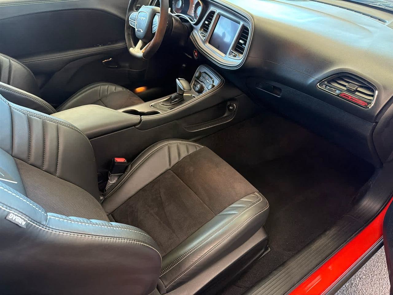 Used 2023 Dodge Challenger SRT Hellcat RWD image 17